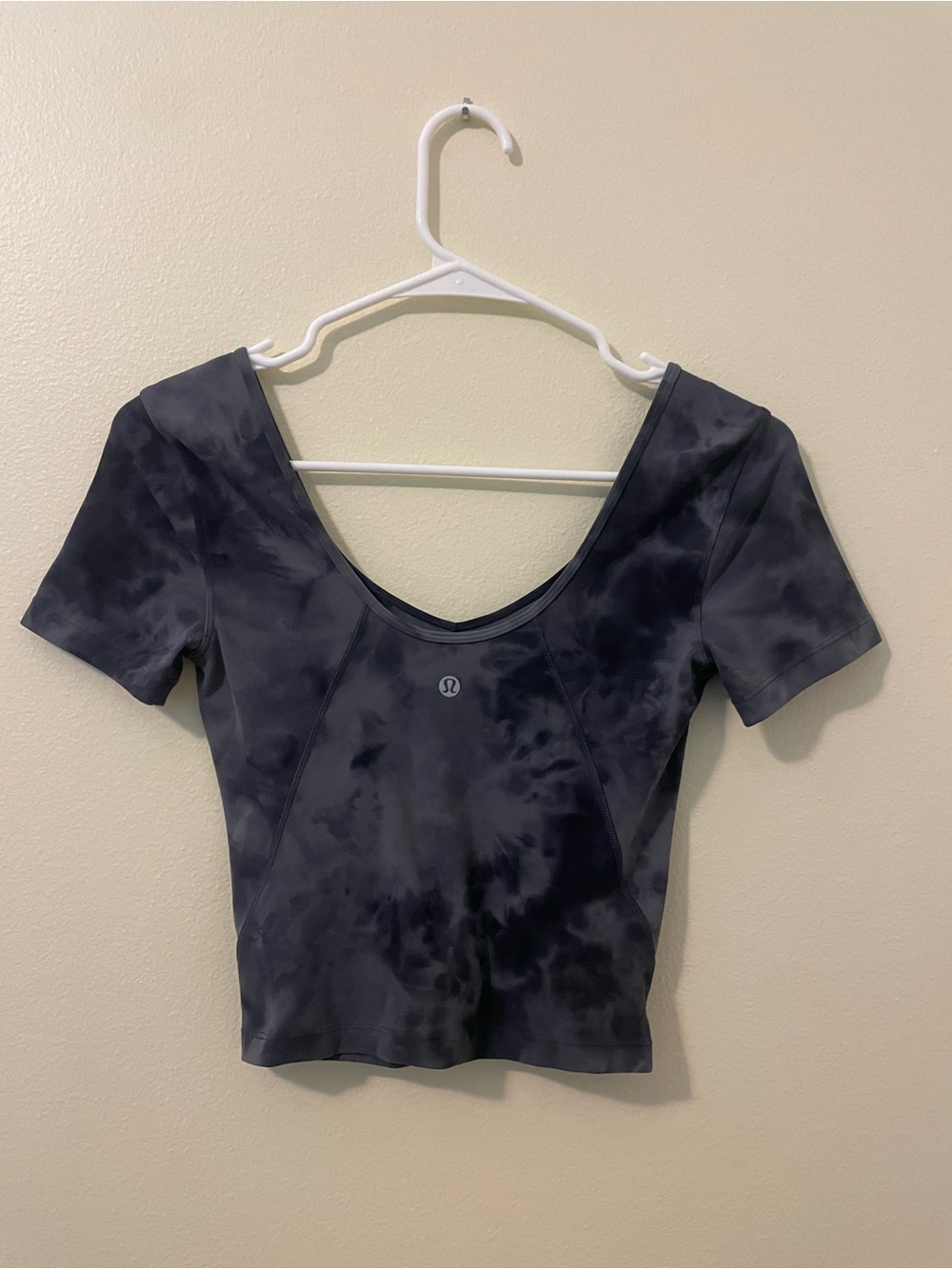 Lululemon diamond dye align t-shirt (Size 2) - Picture 2 of 3